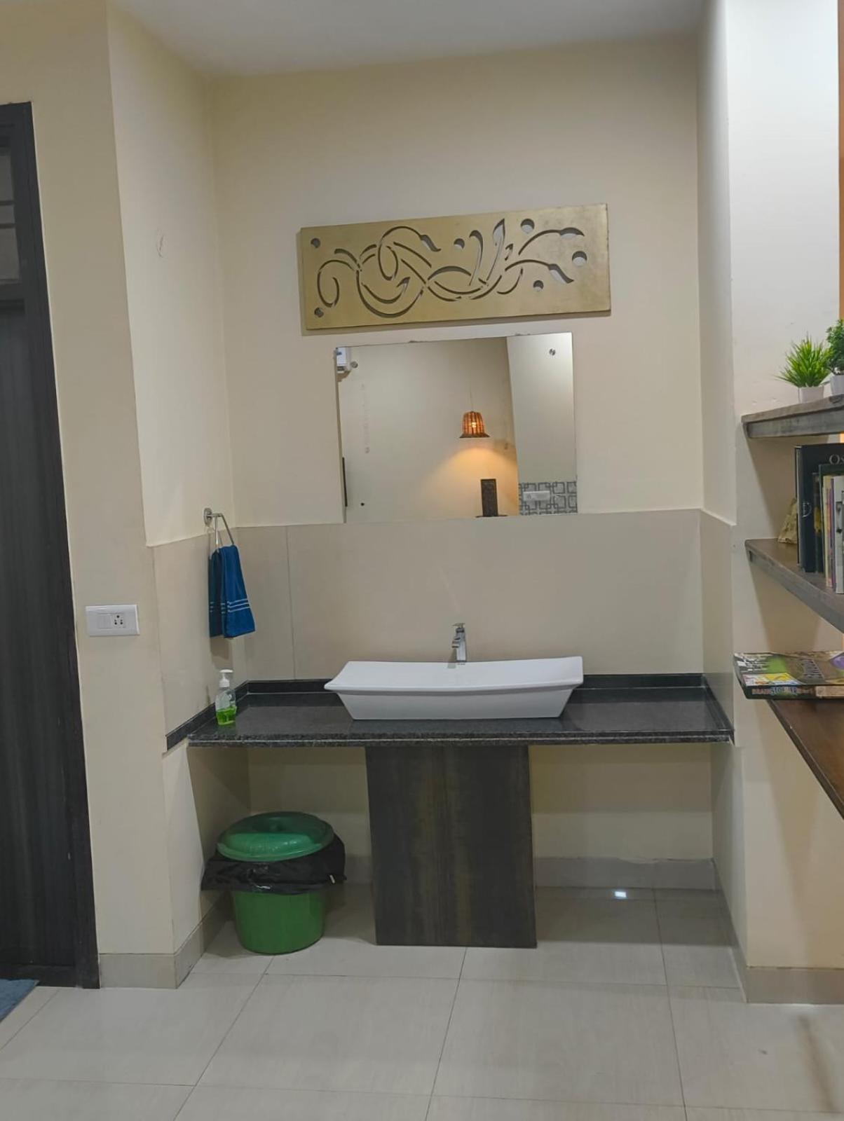 Elite Room - A Home Away ชัยปุระ ภายนอก รูปภาพ